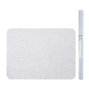Papel adhesivo con diseño de transparente tipo bisel de tono claro para forrar carpetas o cuadernos. 45 cm x 3 m - OEM