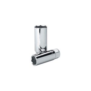 Dado para bujía de 5/8" - M1/2" Fabricado en acero Cromo Vanadio. Acabado en cromo - STANLEY