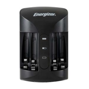 Cargador de pilas con indicador de estado de carga. Perfecto para cargar 2 o 4 pilas AA y AAA RECARGABLES - ENERGIZER