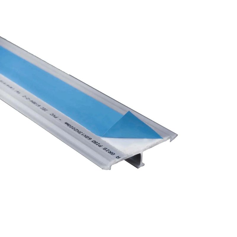 Canaleta-de-PVC-para-uso-en-suelos-de-2-mt-x-60mm-x-13mm.-Diseño-de-2-compartimientos-con-fijacion-adhesiva