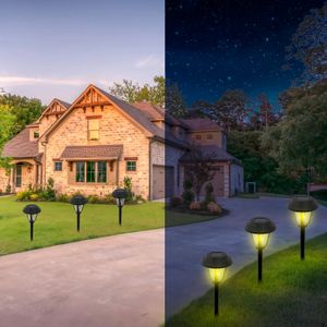 Lámpara solar LED plástica redonda, recargable con diseño de rejilla y luz amarilla para jardín. - DECORE