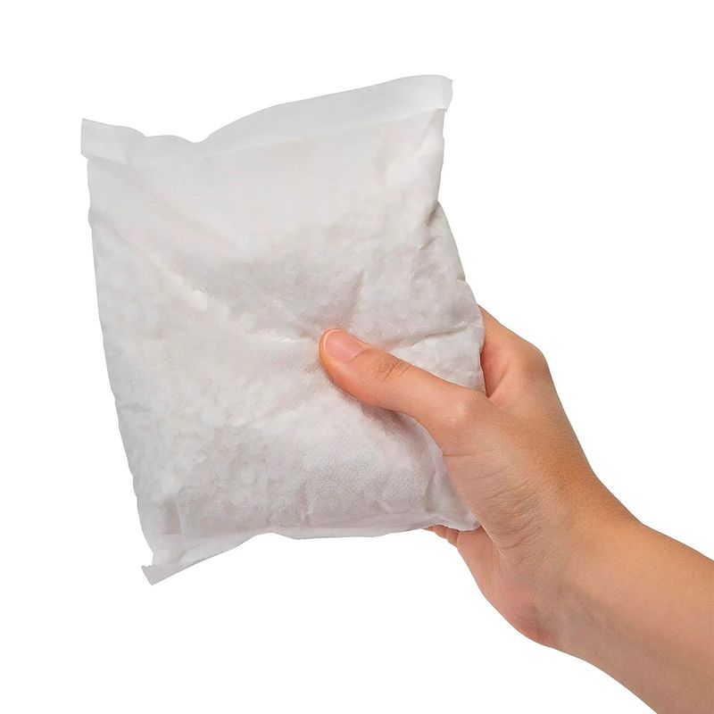 Bolsas-Antihumedad-granuladas-compactas-PARA-RECAMBIO.-Ideal-para-espacios-de-hasta-8-m2--pack-x-3
