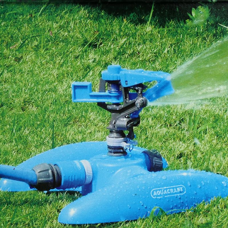 Aspersor-de-impulso-plastico-de-2-vias-con-base.-Se-ajusta-hasta-los-400-m2-de-area-de-riego-con-un-giro-de-360º