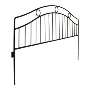 Cerca para jardín decorativa metálica de 62 x 35 cm dispuesta para ser plantada en tierra o en pasto con gancho lateral - BUYRITE