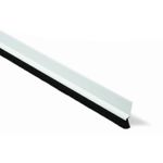 Platina-barredora-autoadhesiva-de-1-m-x-3.7-cm-elaborada-en-vinilo-plastico-rigido.-Sella-aberturas-hasta-1-cm