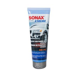 Protector automotriz de piezas plásticas no pintadas para uso exterior. 250 ml - SONAX