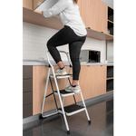 Escalera-Tubular-3-Peldanios-Plegable-150-Kg
