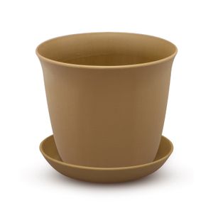 Maceta redonda mediana de 18.5 cm de diámetro con plato plástico de base. - K HOME