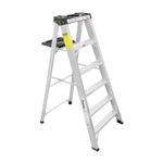 Escalera-pie-de-gallo-de-aluminio-de-1.8-m-de-5-escalones-resistente-hasta-90-kg.-TIPO--T3-de-uso-domestico-Plateado-con-negro-K-PRO