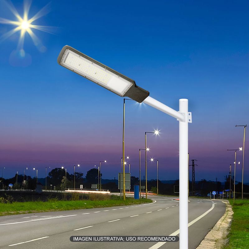 Luminaria-LED-de-alumbrado-publico-SUPER-SLIM-resistente-a-la-intemperie.-Ilumina-todo-tipo-de-espacios-abiertos.-Kit-de-instalacion-K-PRO