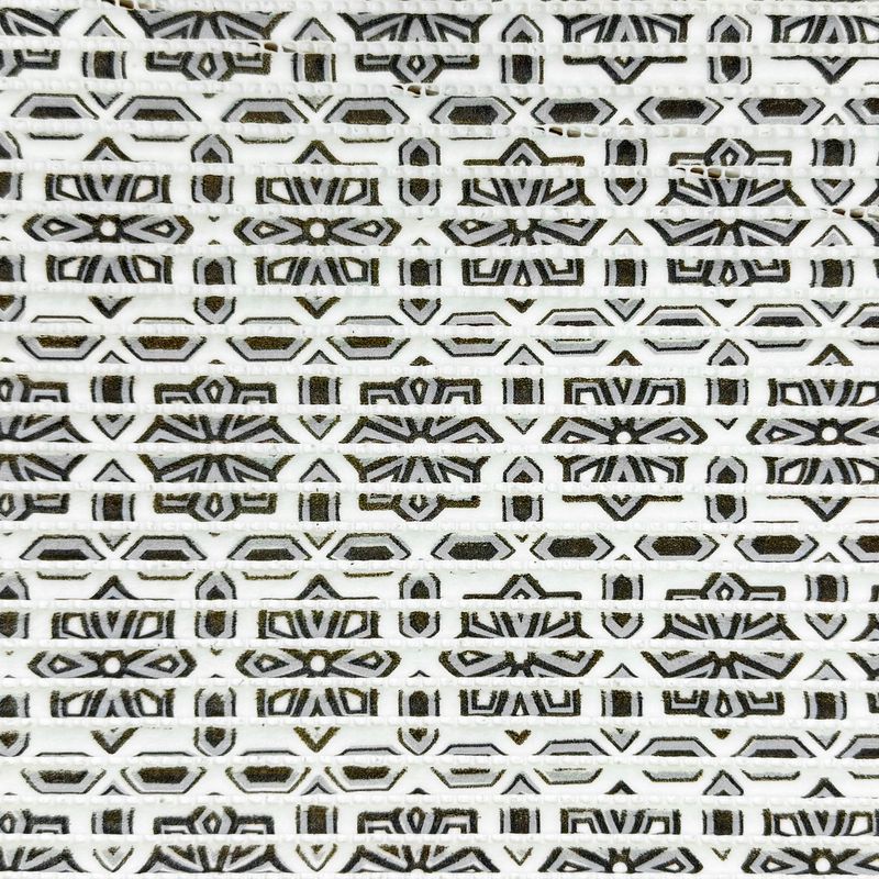 Tapete-antideslizante-multiusos-fabricado-en-espuma-plastica-acojinada-de-50-mm--con-textura-suave-antideslizante.