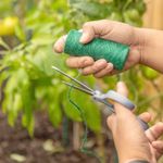 Juego-de-carretes-para-jardineria-a-base-de-yute-natural-con-resistencia-a-tensiones.-Cada-carrete-rinde-35-m--pack-x-4.