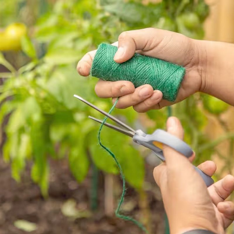 Juego-de-carretes-para-jardineria-a-base-de-yute-natural-con-resistencia-a-tensiones.-Cada-carrete-rinde-35-m--pack-x-4.