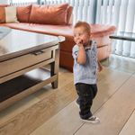 Protectores-esquineros-para-muebles-autoadhesivos-a-base-de-espuma-suave.