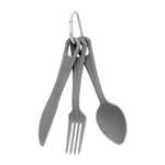 Set-de-cubiertos-para-camping-elaborados-a-base-de-plastico.