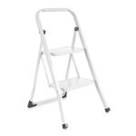 Escalera-domestica-sencilla-de-2-peldaños-con-estructura-plegable-de-acero.