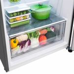 Refrigerador-plateado-top-freezer-de-375-lts-Smart-Inverter-Cooling-con-dispensador-de-agua-frontal.