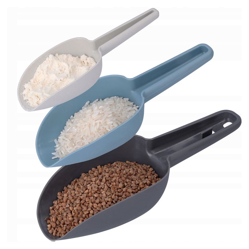 Cuchara-medidoras-para-alimentos-secos-juego-de-tres--75-x-215cm--65-x-185-cm-y-55-x-165cm.