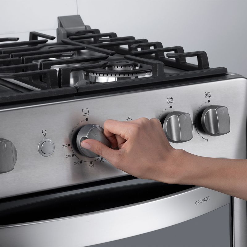 Cocina-a-Gas-granada-zafiro-de-24--con-quemador-Triple-Coronoa.-Tecnologia-con-revestimiento-reallyclean