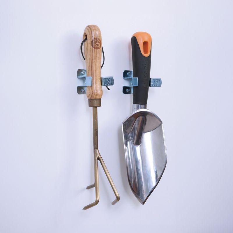 Gancho-con-resorte-galvanizado-multiusos-de-65-cm.