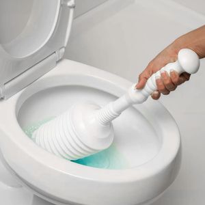 Destapador para baño tipo embolo resistente con base de color blanco. - ORGILL