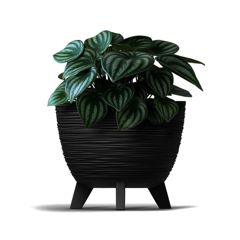 Maceta-color-negro-de-polipropileno-con-textura-surcado-de-20-x-23-cm.