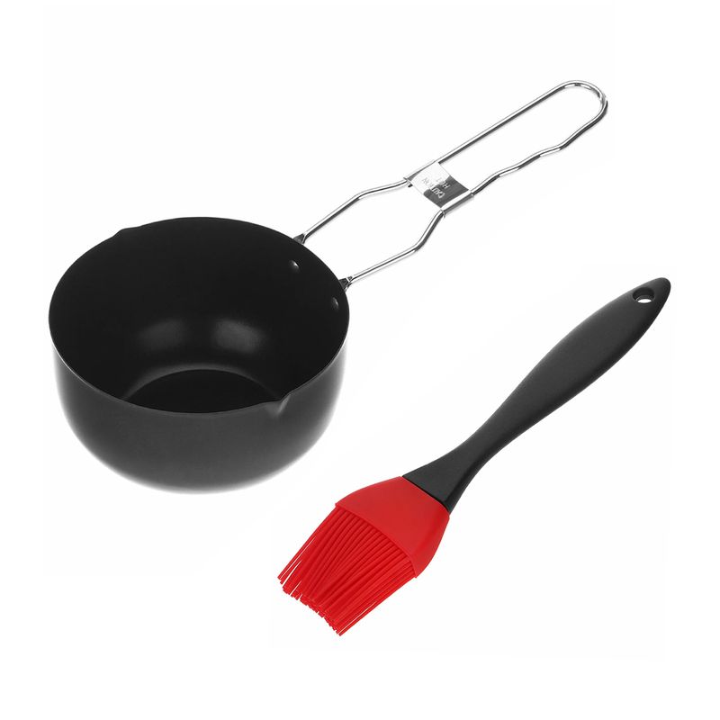 Kit-para-BBQ-contiene-un-sarten-de-aluminio-y-una-brocha-de-silicona.