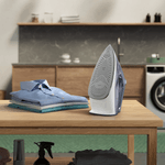 Plancha-a-vapor-Essential-de-1500W-azul.