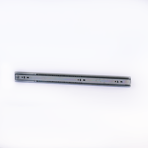 Riel Extensión 50cm diseñada para una extensión completa y proporciona un acceso total al interior de los cajones. - HAFELE