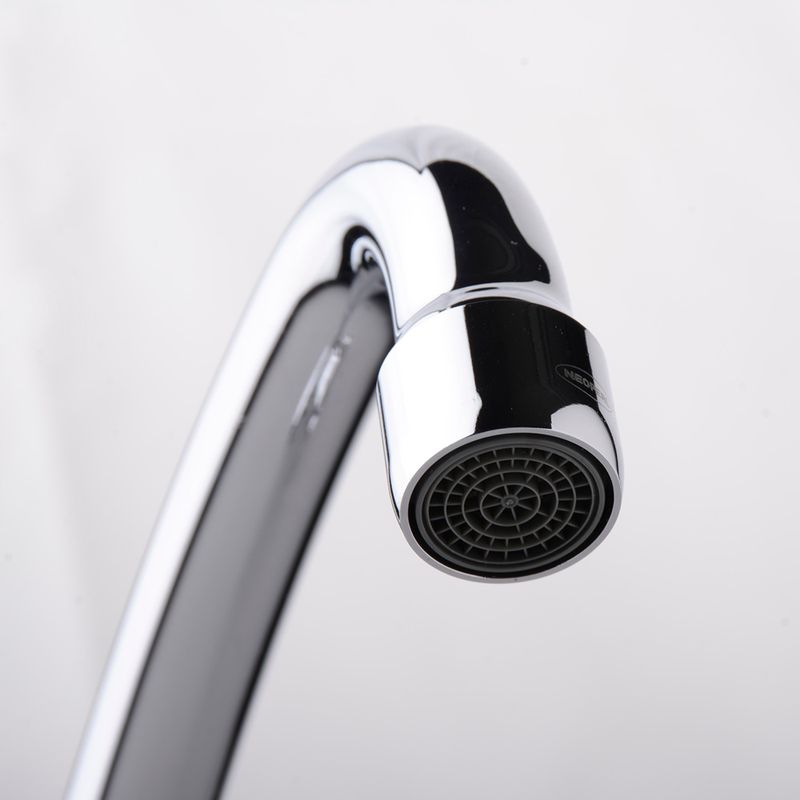Llave-con-Pico-Bar-para-Cocina-Linea-Fiori-Lever