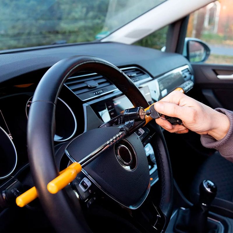 Baston-De-Seguridad-Para-Volante-Yale