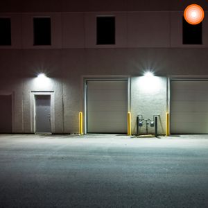 Reflector LED FLOODLIGHT PFM Negro de 80W con luz blanca de 10 000 lm 100-277V. - LEDVANCE