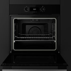 Horno eléctrico empotrable multifunción HLB 8400 FBK SurroundTemp 220V de 595 x 595 mm. - TEKA
