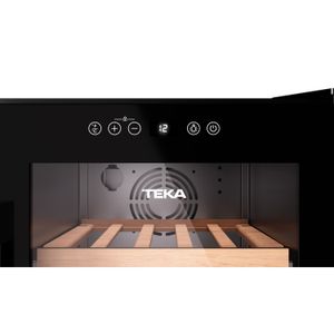 Vinera RVF 10032 con capacidad para 32 botellas de 785 x 380 mm. - TEKA