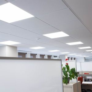 Panel LED ultradelgado de alta potencia de 60 x 60 cm para empotrar en cielo raso. - SYLVANIA