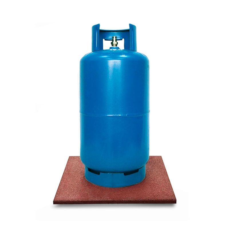 Protector-de-piso-para-tanque-de-GAS-fabricado-con-materiales-reciclados-a-base-de-caucho--llantas-en-desuso-.