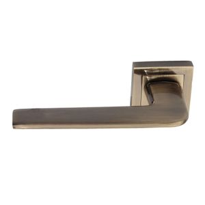 Juego de manija BRESCIA cuadrada Bronce Viejo de aluminio para puerta principal. - DIHER