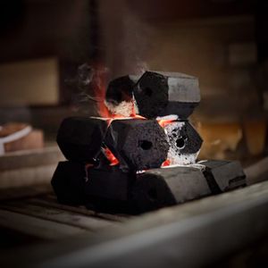Briquetas de carbón vegetal PREMIUM 100% ecológico de eucalipto, 4 hrs de duración. - CARBÓN BIRITUTE