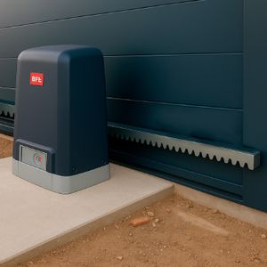 Cremallera cuadrada metálica galvanizada de 22 x 22 mm Modulo M4. - BFT