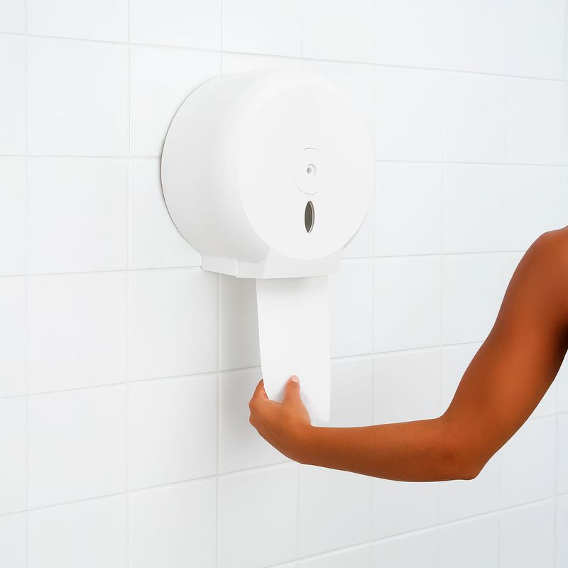 Dispensador-de-papel-higienico-de-diseño-sencillo-en-color-blanco.---WRT