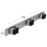 Cuelga-escobas-metalico-triple-color-plateado-con-rodillos-y-2-ganchos-multiusos.---BRINOX