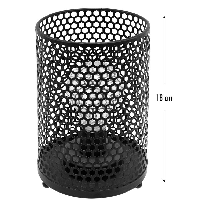 Lampara-de-mesa-cilindrica-con-perforados-hexagonales.---DECORE